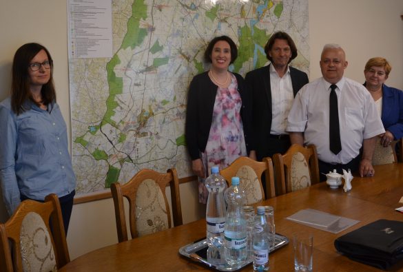 Anna Kolera, Dr. Gabriele Bergner, Michael Mamlock, Kazimierz Kwiatkowski, Bürgermeister von Gardeja, Sekretärin